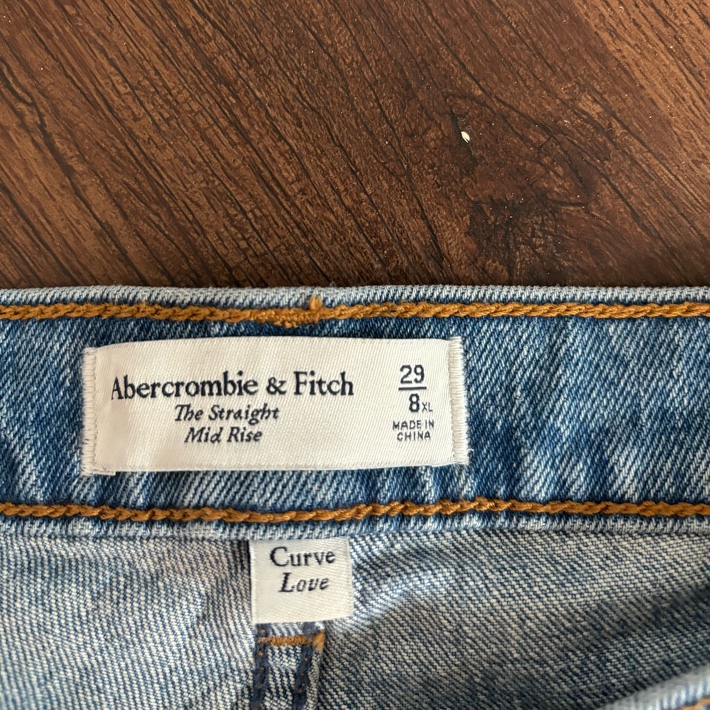 Abercrombie The Straight Jeans